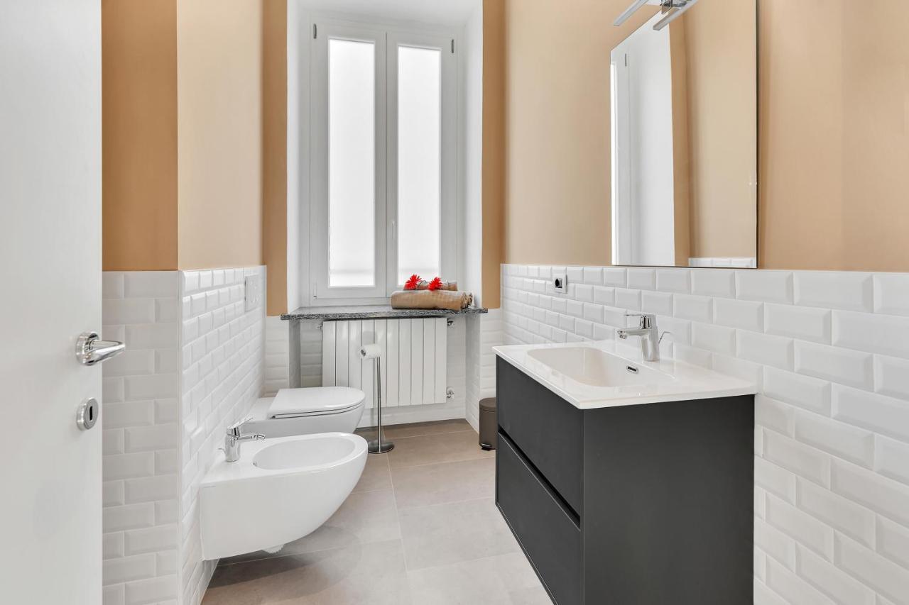 Alessia'S Flat - Naviglio Grande 2 Apartment บุชชินาสโก ภายนอก รูปภาพ