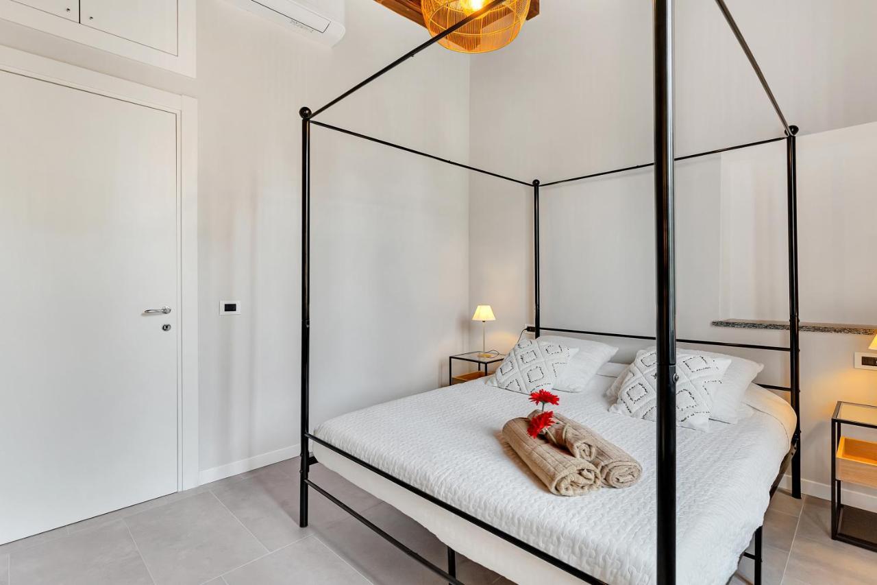 Alessia'S Flat - Naviglio Grande 2 Apartment บุชชินาสโก ภายนอก รูปภาพ