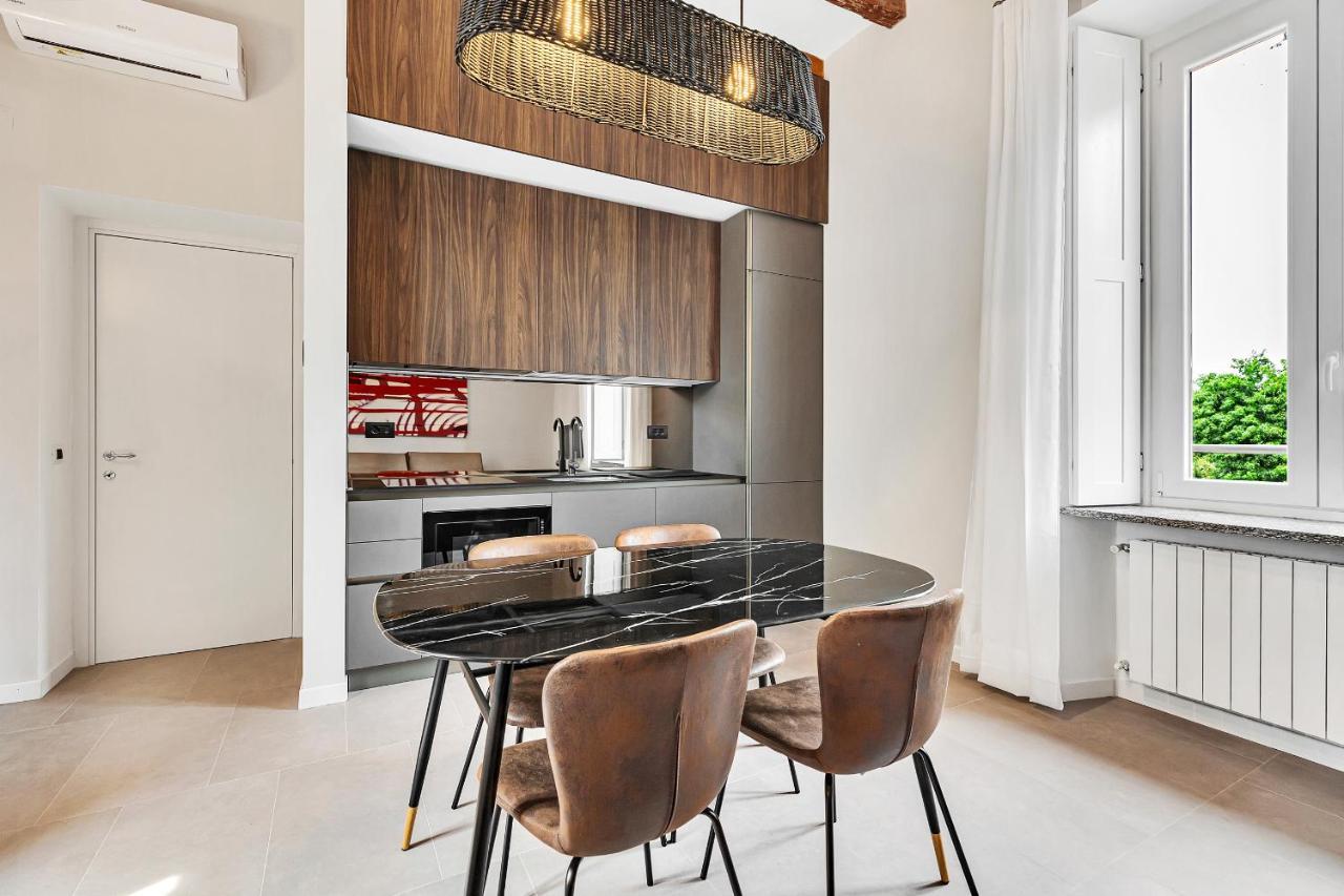 Alessia'S Flat - Naviglio Grande 2 Apartment บุชชินาสโก ภายนอก รูปภาพ