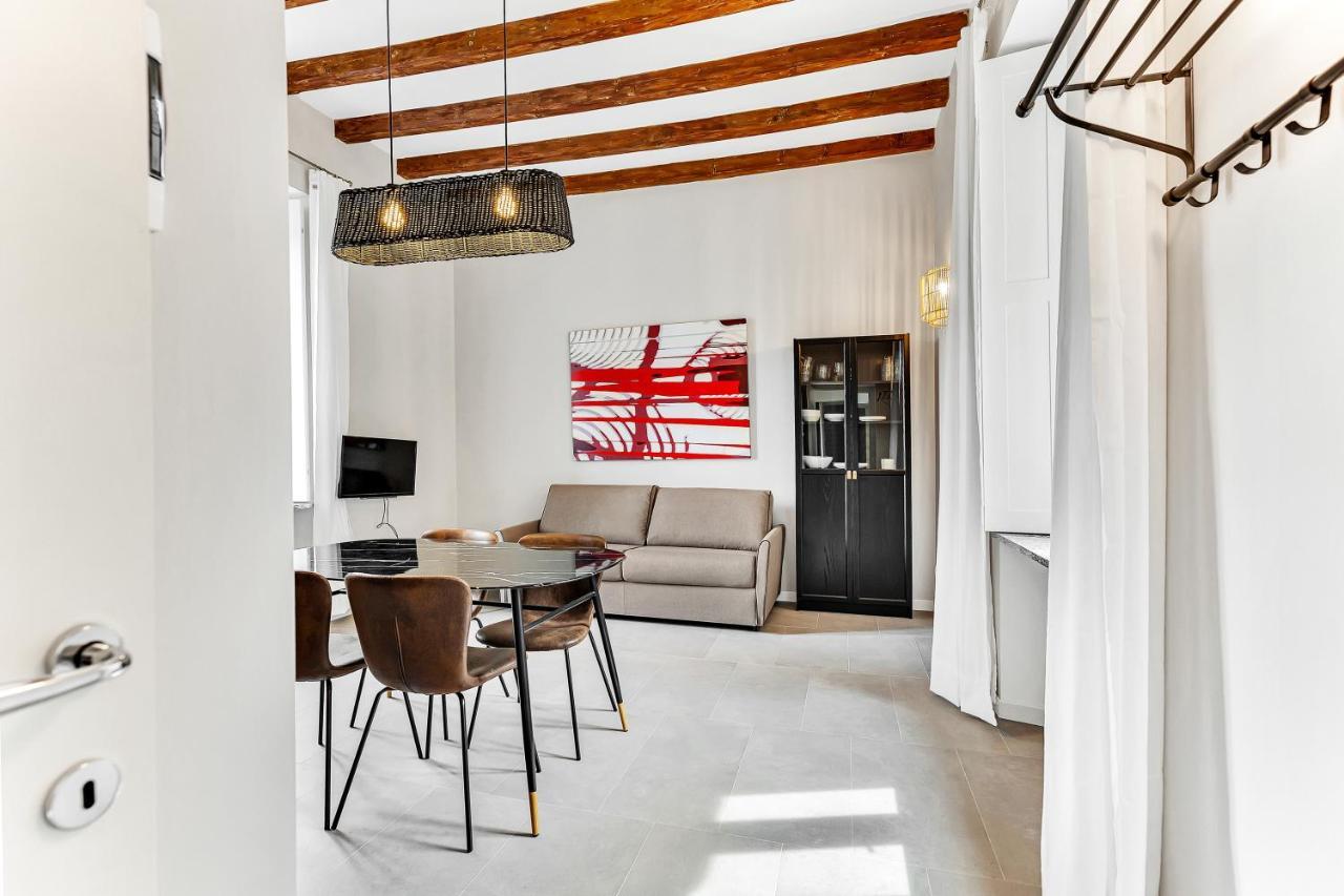 Alessia'S Flat - Naviglio Grande 2 Apartment บุชชินาสโก ภายนอก รูปภาพ